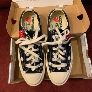 Converse Play Comme des garçons Polka dot low men’s sz 6/women’s 8